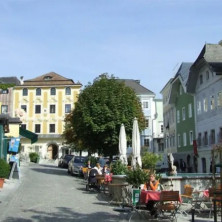 Gewoelbezimmer Am Marktplatz Gmunden Buitenkant foto