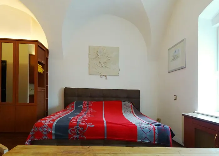 Gewoelbezimmer Am Marktplatz