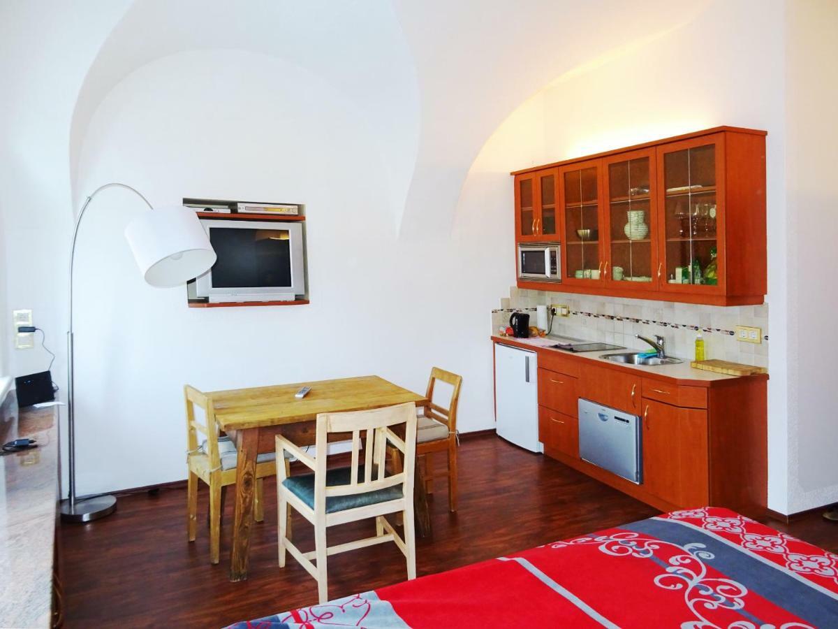 Gewoelbezimmer Am Marktplatz *